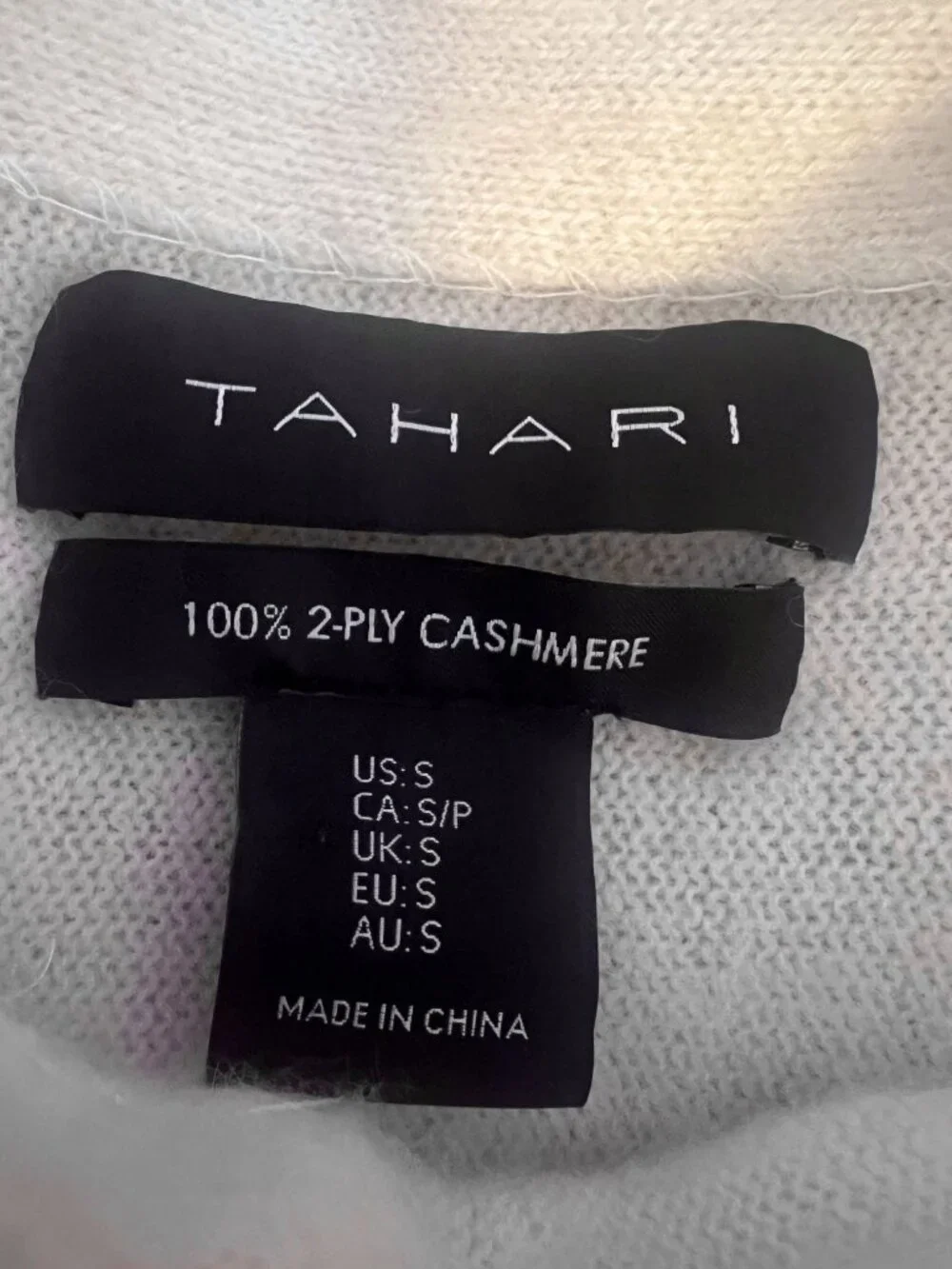 Tahari 100% 2-ply  Cashmere cream mock neck sweater size Small